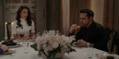 Oh my god. Someone's here.
You're not alone. - And Just Like That…