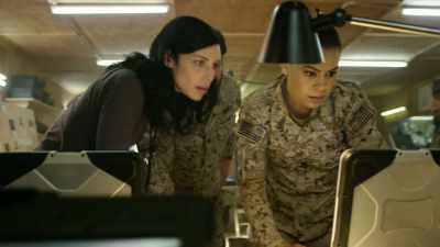 Oh, my God. Tell
me that is not who - SEAL Team