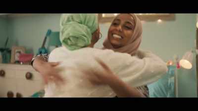 - Oh my God! That's amazing!
[both laughing] - We Are Lady Parts