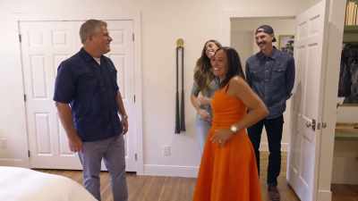 -Oh, my God.
This is so amazing.
-[both laughing] - Why the Heck Did I Buy This House?