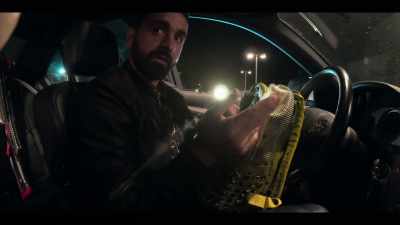 - Oh, God. What's that in his hand?
- This has got to happen fast. - #blackAF