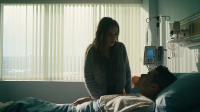 - Oh, my God.
You're finally awake. - Mr. Robot
