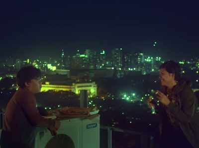 -Oh my God, you're right.
-Right? - Leonor Will Never Die