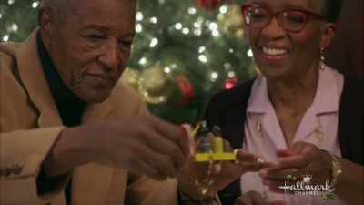 Oh, my goodness, look at that! - Sharing Christmas