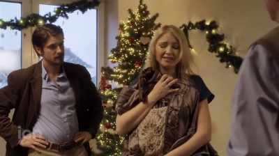 - Oh, my goodness! - Best Christmas Ball Ever!