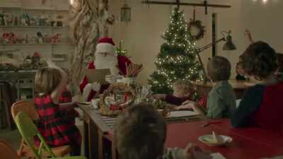 Oh my goodness,
thank you so much. - Meeting Mr. Christmas