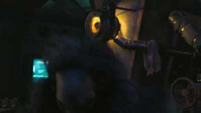 -Oh, gosh! Ah!
-[roaring] - Vagrant Queen