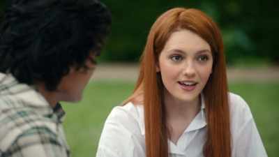 Oh my gosh, is he moving closer? - Geek Girl