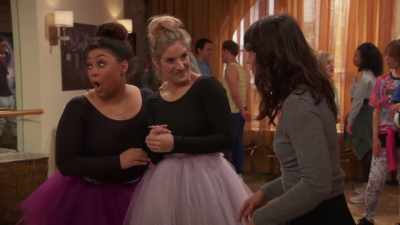 Oh my gosh! I'm a bad dancer! - Raven's Home
