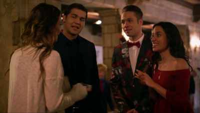 Oh, my gosh!
Okay, let's go celebrate. - The Favorite