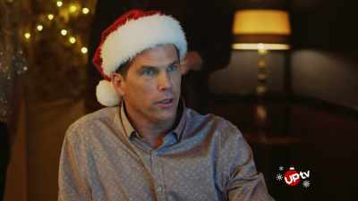 Oh my gosh, Quinn's
going to be thrilled. - A Very Country Christmas Homecoming