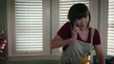 - Oh, great. I love Paul.
That'll make Dad happy. - Zoey's Extraordinary Playlist