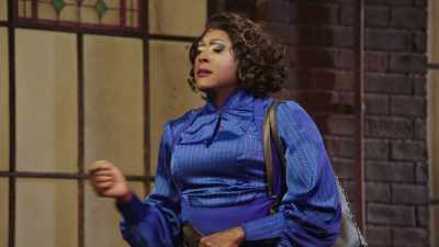 Oh, have a gander at me, Charlie. - Kinky Boots: The Musical
