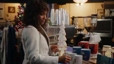 Oh, he is going to flip
for these, I promise. - Magic in Mistletoe