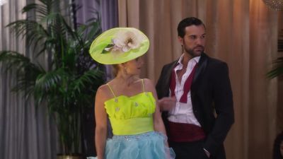 Oh, hello, DJ. - Fuller House