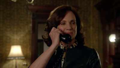 Oh, hello. It's me. - Ms Fisher's Modern Murder Mysteries