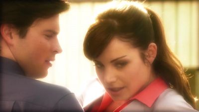 Oh. Hello, sailor. - Smallville