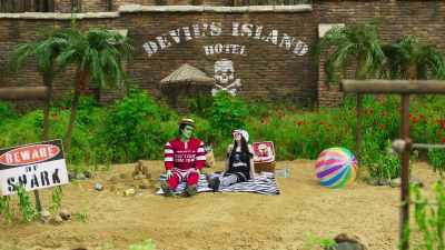 Oh Hermie, it's so romantic here - The Munsters