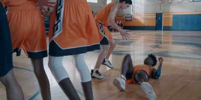 - Oh!
- Hey! Bro! What you doing - The Crossover
