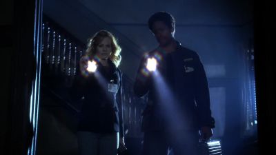 - Oh, hey, David.
- Yeah! Oh, hey. - CSI: Crime Scene Investigation