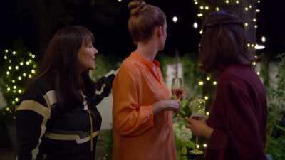 Oh hey, you know who I think that is - A Very Venice Romance