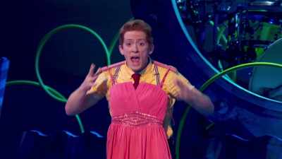 Oh, hey!
Oh, don't cry. - The SpongeBob Musical: Live on Stage!