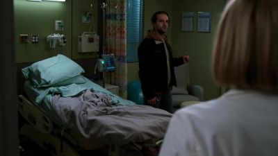 Oh, hey. - Chicago Med
