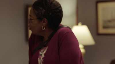 Oh, hi. I wasn't expecting you
until tomorrow. - The Immortal Life of Henrietta Lacks