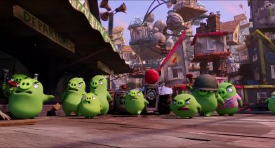 Oh, hi there.
Here, chickie, chickie, chickie. - The Angry Birds Movie