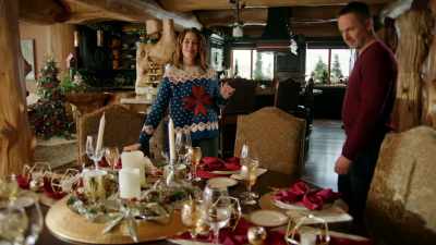 Oh!
- Hmm. - Christmas at the Chalet