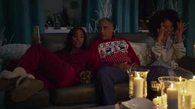 Oh, honey, I don't know
what that is you're doing, - Merry Liddle Christmas