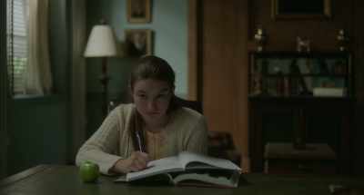Oh, honey, you want
to wait downstairs? - A Friend of the Family