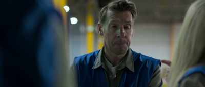 Oh, I had a new associate
who was slipping under target, - Life and Death in the Warehouse
