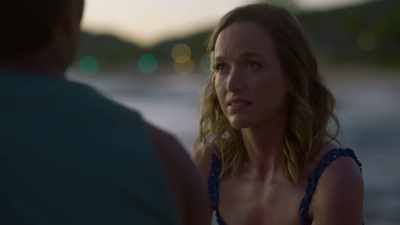 Oh, I almost forgot.
I brought something for you. - Romance in Hawaii