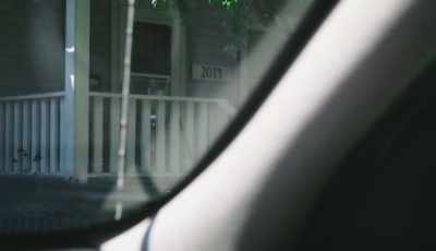 Oh, I didn't plan on
moving here at all, like. - Minding the Gap