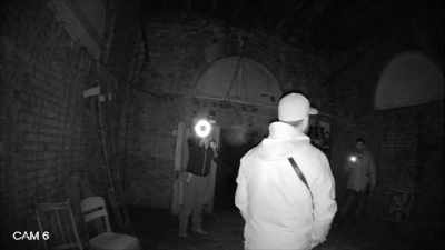 - Oh, I don't like this house.
- What did you feel? - Portals to Hell