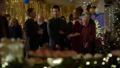 Oh, I gave her a
three-cookie limit, - My Christmas Guide