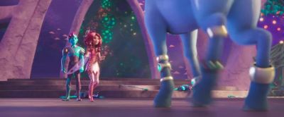 Oh, I got to work
on those landings. - Mia and Me: The Hero of Centopia