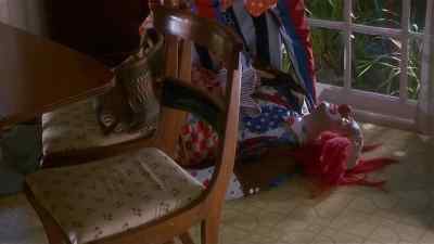 - Oh, I hope he's dead! - Shakes the Clown