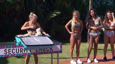 OH, I HOPE I GOT THIS RIGHT. - Love Island