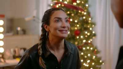 Oh, which I just
finished filming last night, - Steppin' into the Holiday
