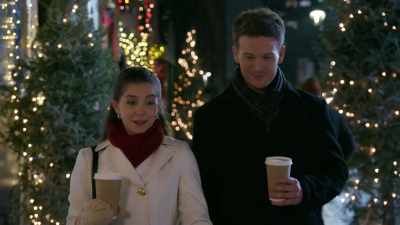 Oh, I know you got
a lot in your plate. - Holiday Mismatch