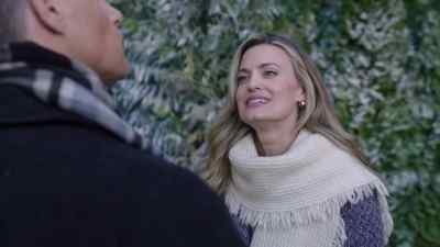 Oh. I know that look. - Deck the Halls on Cherry Lane