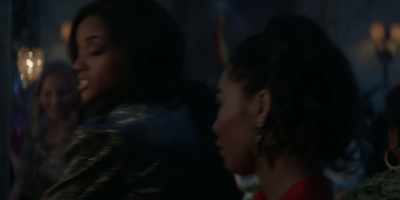 Oh, I know. So does everyone
else in here. You need to chill. - Batwoman