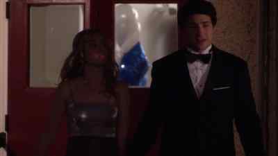 Oh! I left my other
clothes inside. - Kyle XY