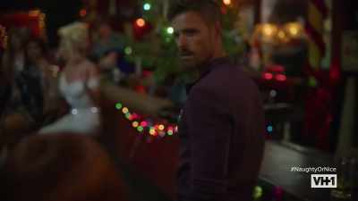 - Oh, I love guns! - The Bitch Who Stole Christmas