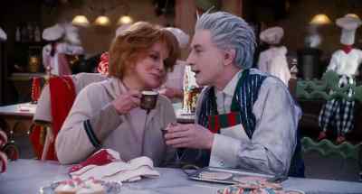 Oh, I love it. - The Santa Clause 3: The Escape Clause