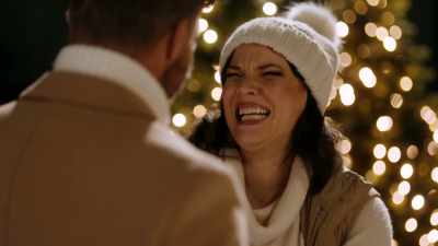 - Oh, I mean, just like a,
a tiny little hint? Something? - Mom's Christmas Boyfriend