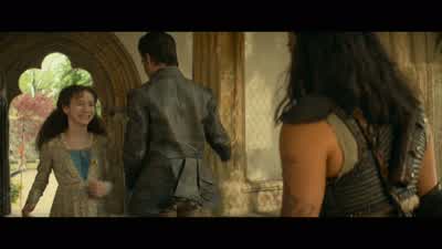 Oh! - I missed you so much. - Hello, bug. - Dungeons & Dragons: Honor Among Thieves