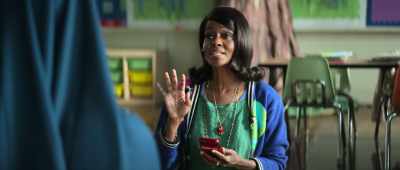 -Oh, I was not asking for your for...
-Let's begin. - Mrs. Davis